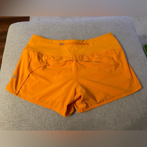 Lululemon Run Times Short II 4” - Vivid Amber - Size 8 - Picture 6 of 7